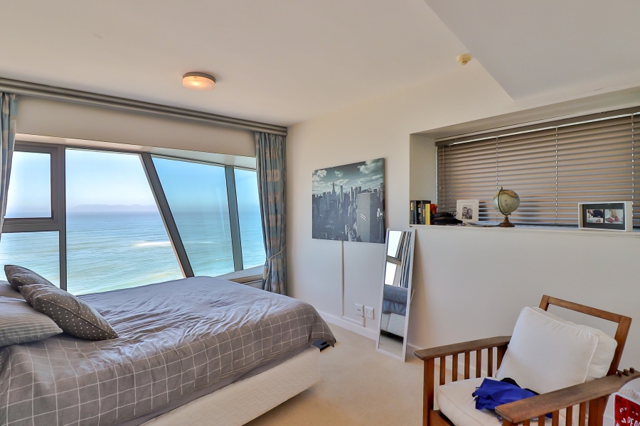 To Let 4 Bedroom Property for Rent in Strand North Western Cape